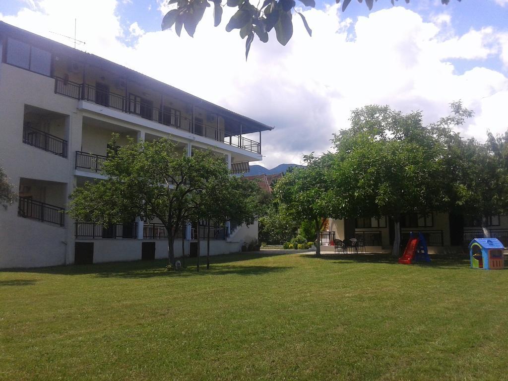 Trantas Rooms Paralía Skotínis Exterior foto